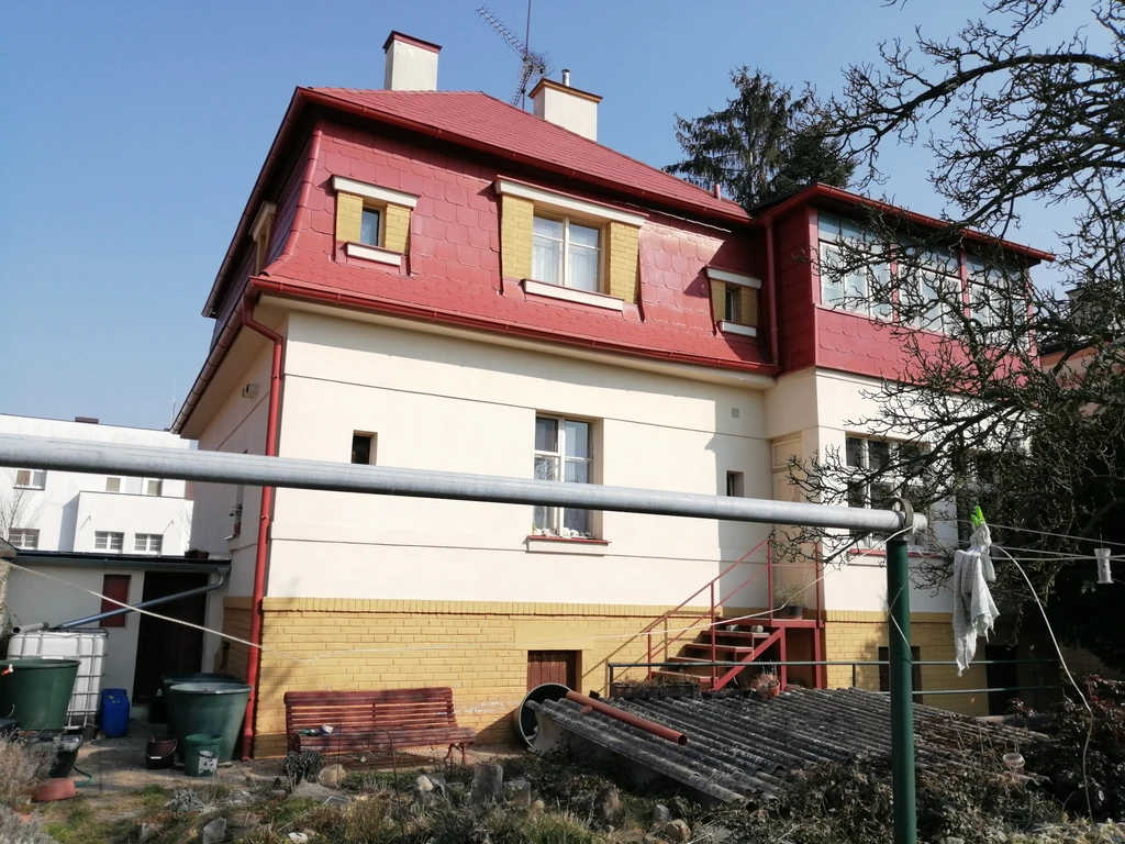 Vila Poděbrady — pohled 6