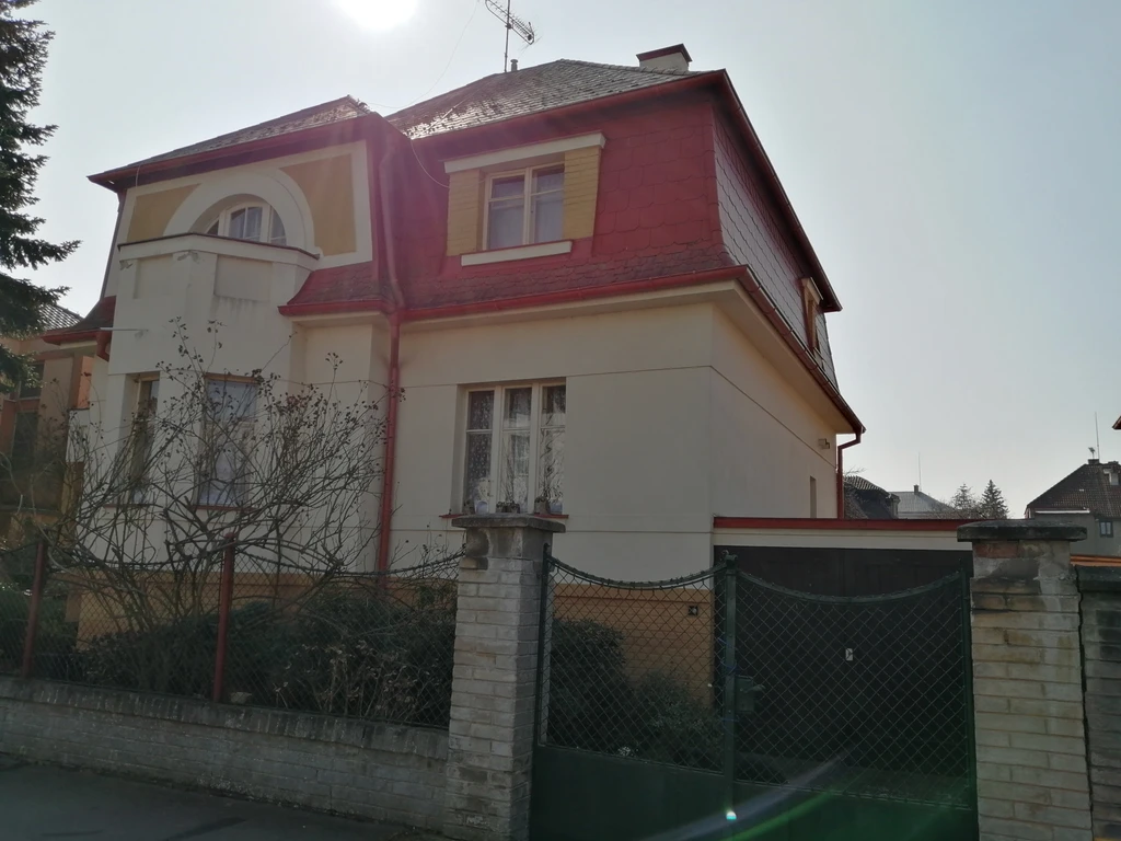 Vila Poděbrady — pohled 4