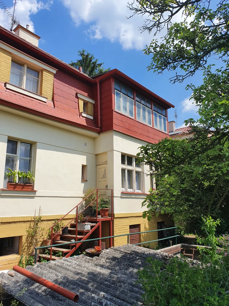 Vila Poděbrady — pohled 7